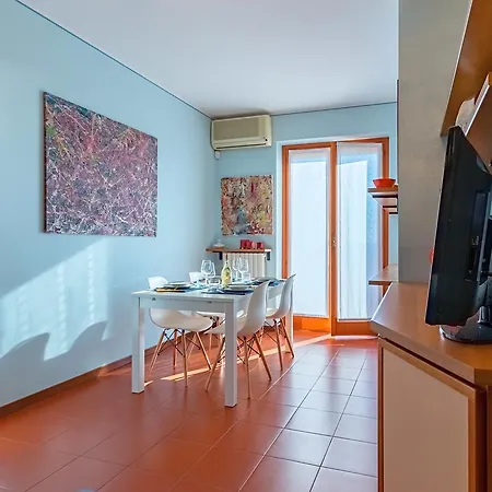Apartment Il Girasole Moniga del Garda